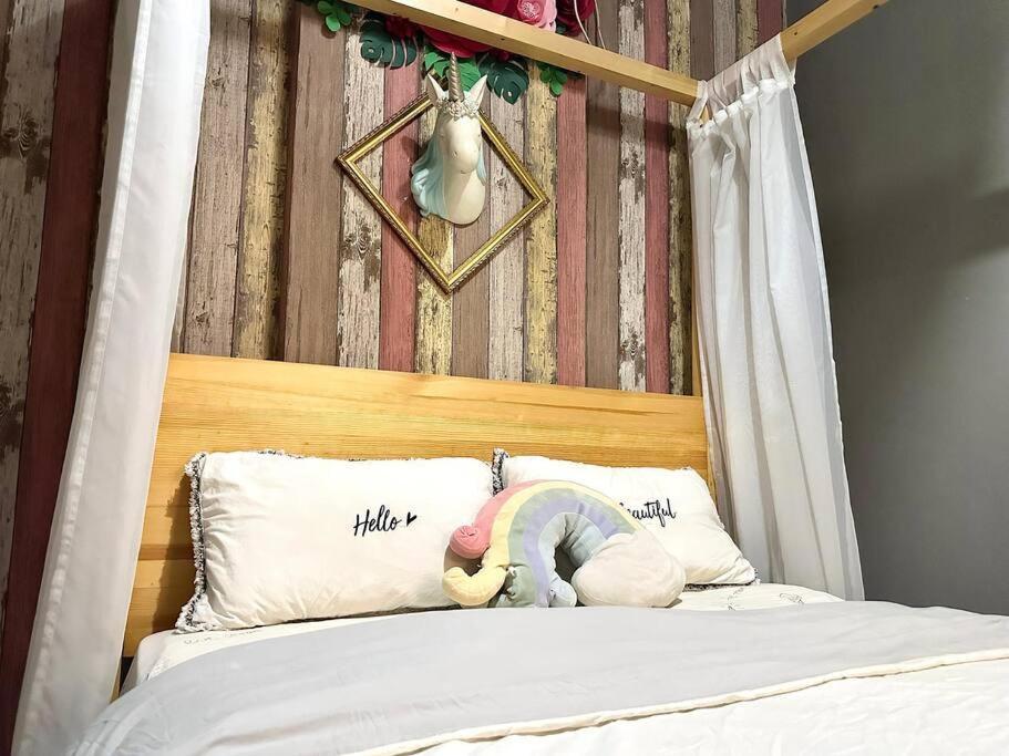 Unicorn Fairy Theme 2br Airport Suite# Straits Intl# Pantai Hospt Apartment