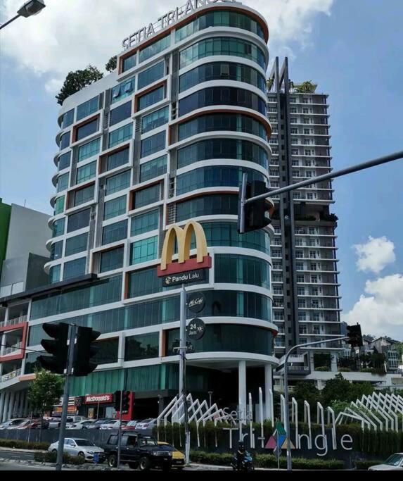 Unicorn Fairy Theme 2br Airport Suite# Straits Intl# Pantai Hospt Bayan Lepas